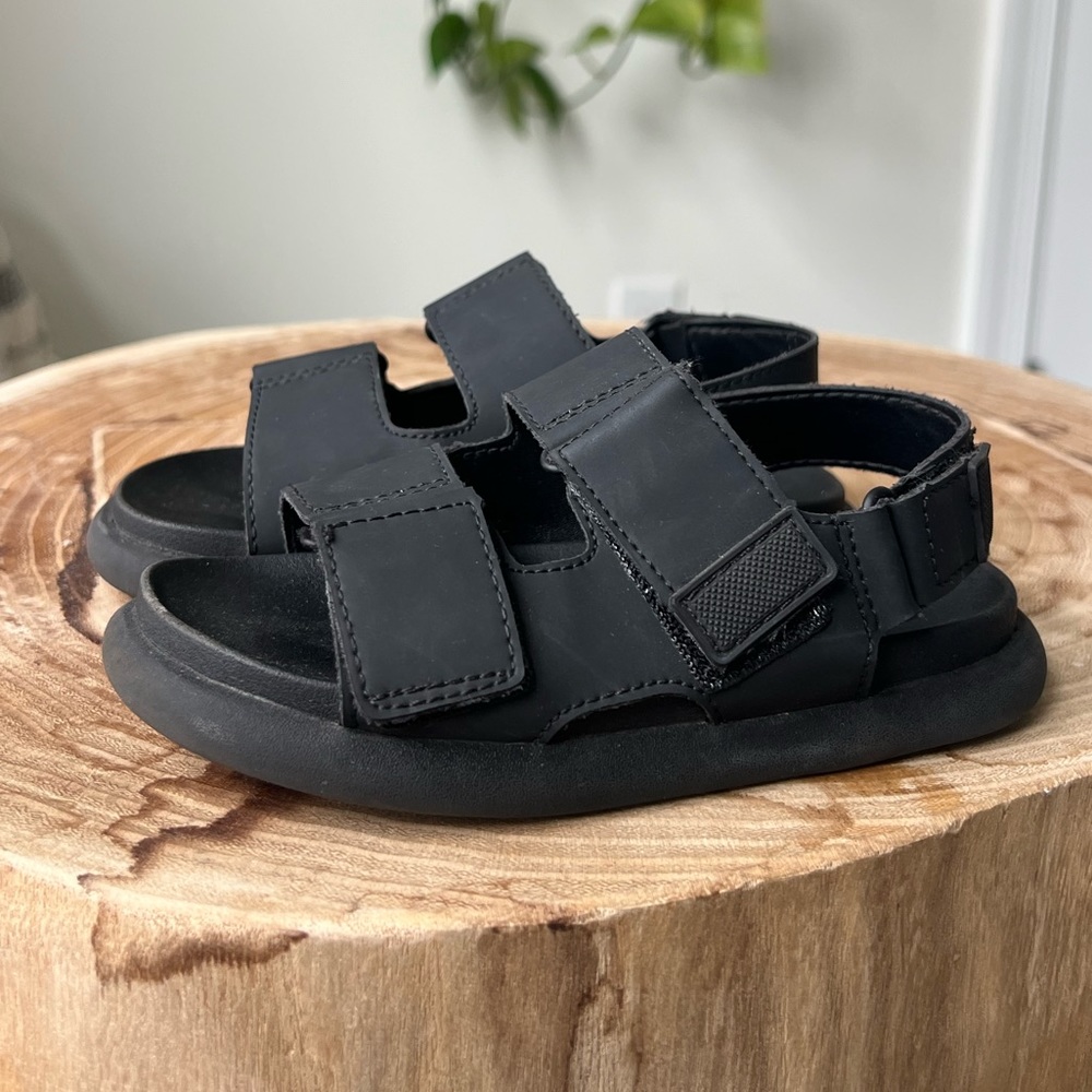 Boys Velcro sandals